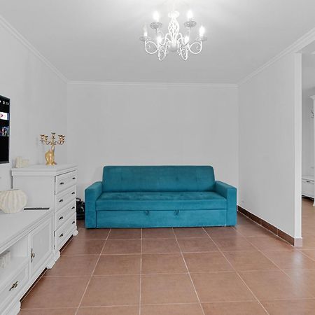 Piperaki Studio Vitan Bukares Bagian luar foto